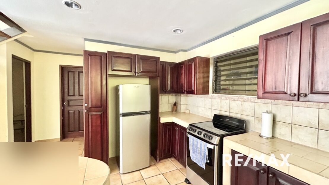 Interior living space at Alpairo house, Punta Leona — 2-level floor plan, fully furnished, Jaco Beach real estate