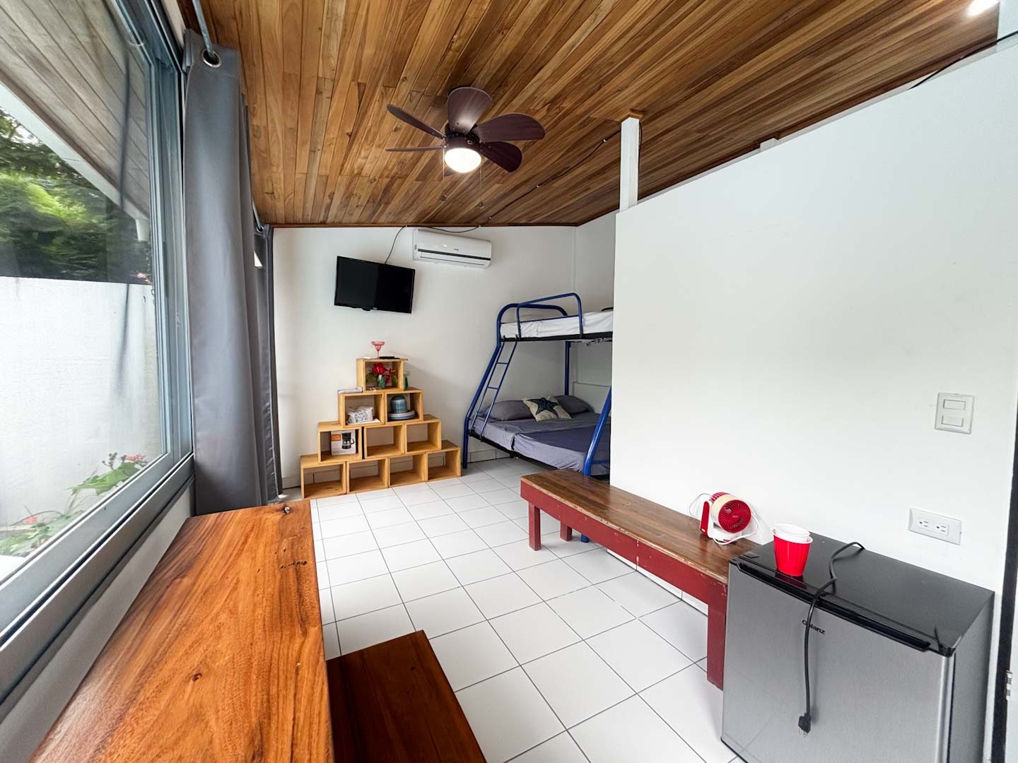 Casa Barlovento pool and terrace Punta Leona — private pool house 3 minutes from Playa Mantas, Jaco Beach real estate