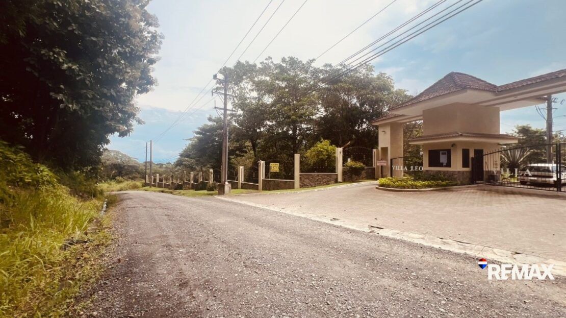 Community grounds at Villa Leona, Punta Leona — pool, covered rec area, walkable to white-sand beach, best places to buy near Jaco Beach