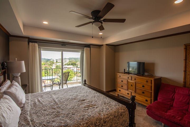 Condo VIP 1 — Vista Mar oceanfront penthouse in downtown Jacó Beach