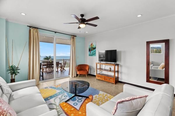 Condo VIP 10 — The Palms 504 beachfront condo in Jacó Beach