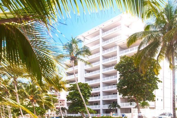 Condo VIP 14 — The Palms 704 beachfront condo in Jacó Beach