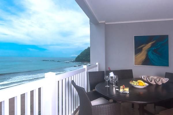 Condo VIP 15 — The Palms 902 beachfront condo in Jacó Beach