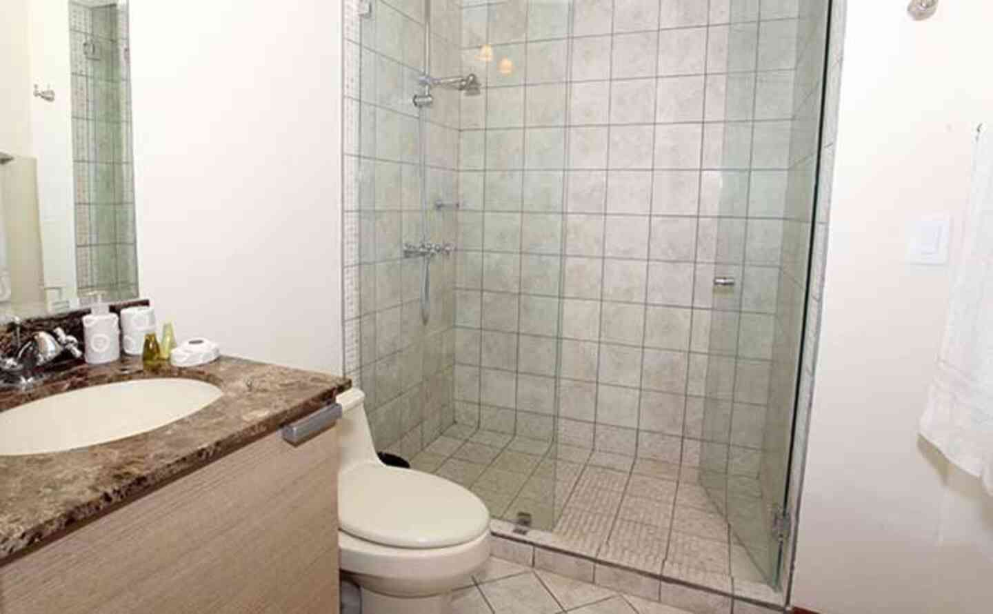 Condo VIP 16 — Vista Mar 4D oceanfront condo in Jacó Beach
