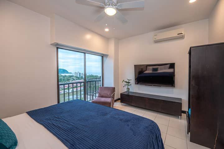 Condo VIP 5 — Jaco Bay oceanview penthouse #31002 in Jacó Beach