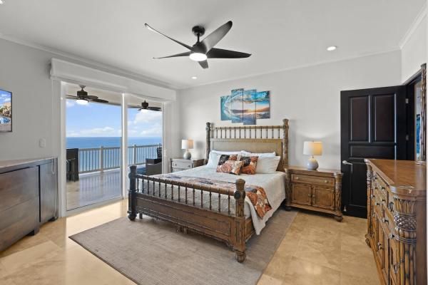 Condo VIP 8 — The Palms Penthouse 1002 beachfront condo in Jacó Beach