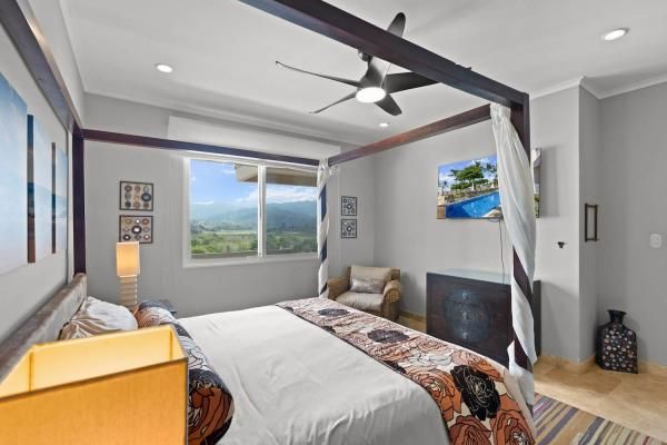 Condo VIP 8 — The Palms Penthouse 1002 beachfront condo in Jacó Beach