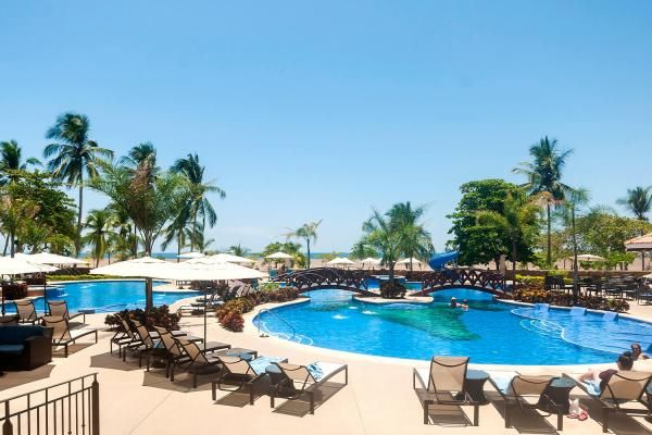Condo VIP 9 — The Palms 304 beachfront condo in Jacó Beach