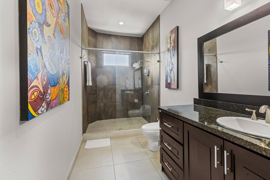 Casa VIP 10 — 10-suite jungle villa in Jacó, luxury suite, pool area or villa grounds