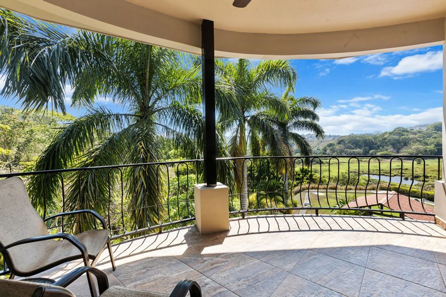 Casa VIP 10 — 10-suite jungle villa in Jacó, luxury suite, pool area or villa grounds