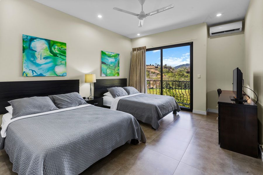 Casa VIP 10 — 10-suite jungle villa in Jacó, luxury suite, pool area or villa grounds