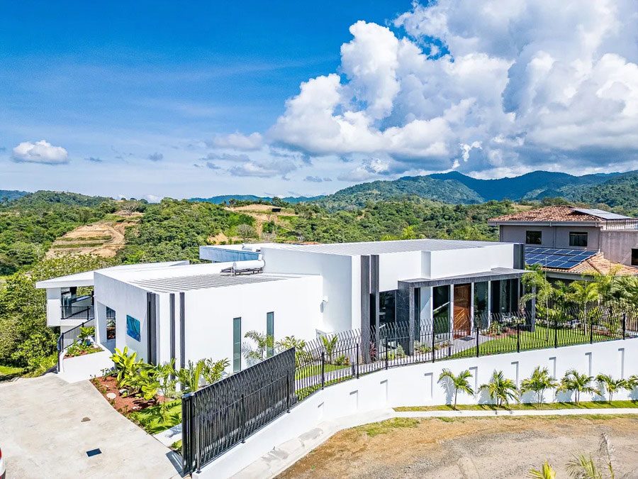 Casa VIP 11 — 7-suite jungle villa in Jacó, luxury suite, pool area or villa grounds