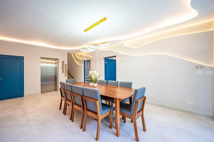 Casa VIP 12 — 10-suite beachfront villa in Jacó, luxury suite, living space or villa view