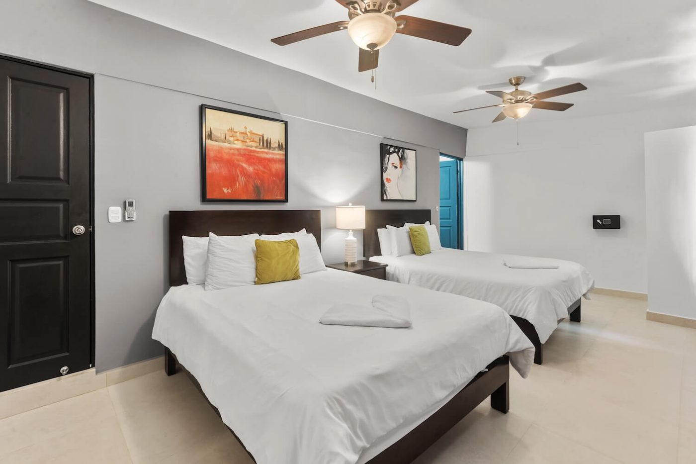 Casa VIP 14 — Casa Blanca, 14-bedroom beachfront estate in Jacó, photo 10