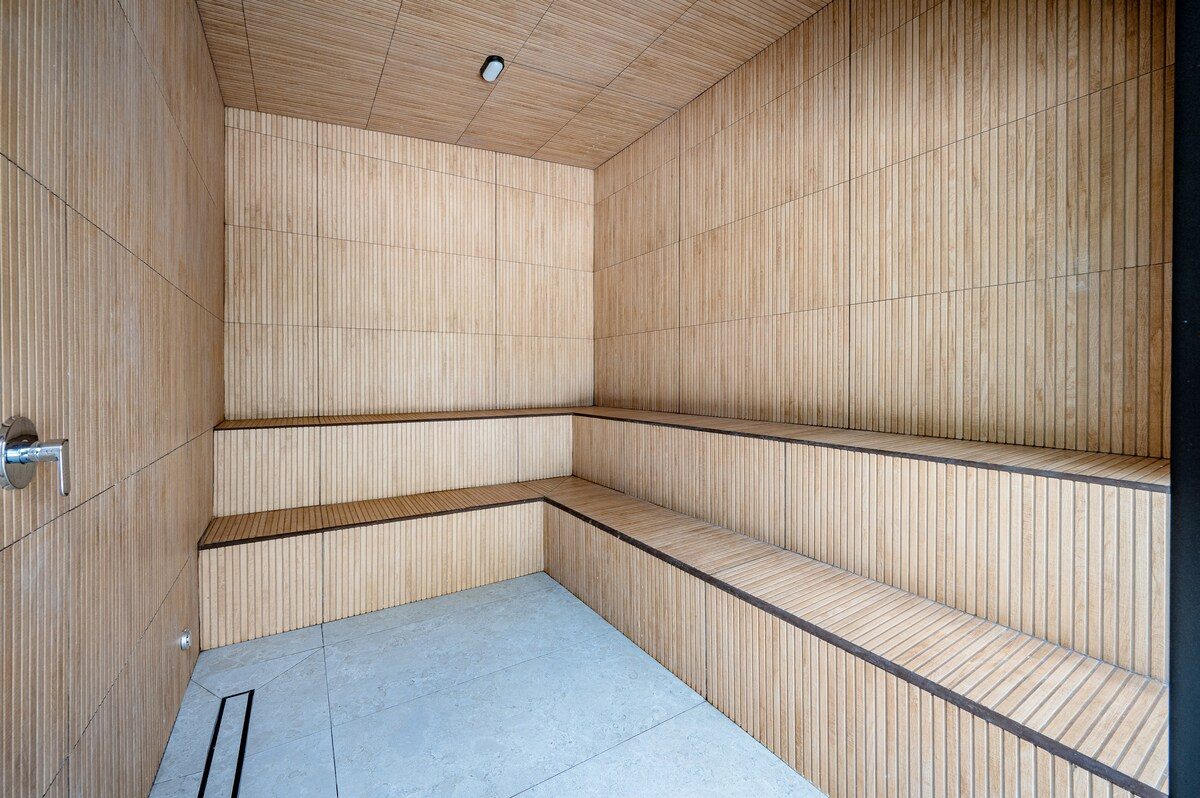 Casa VIP 2 — 15-bedroom beachfront estate in Jacó Beach, cedar sauna