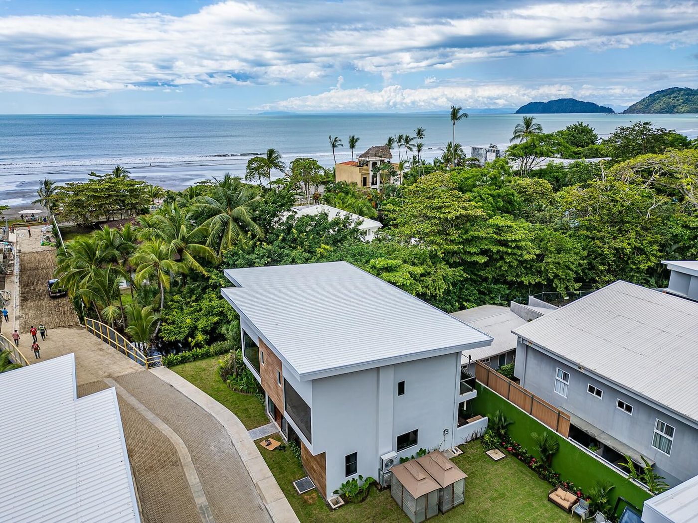 Casa VIP 25 — Villa 4, Jacó Beach