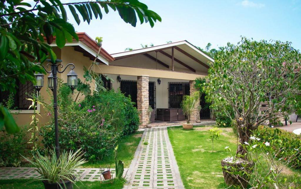 Casa VIP 3 — 7-bedroom villa compound in downtown Jacó Beach, photo 1