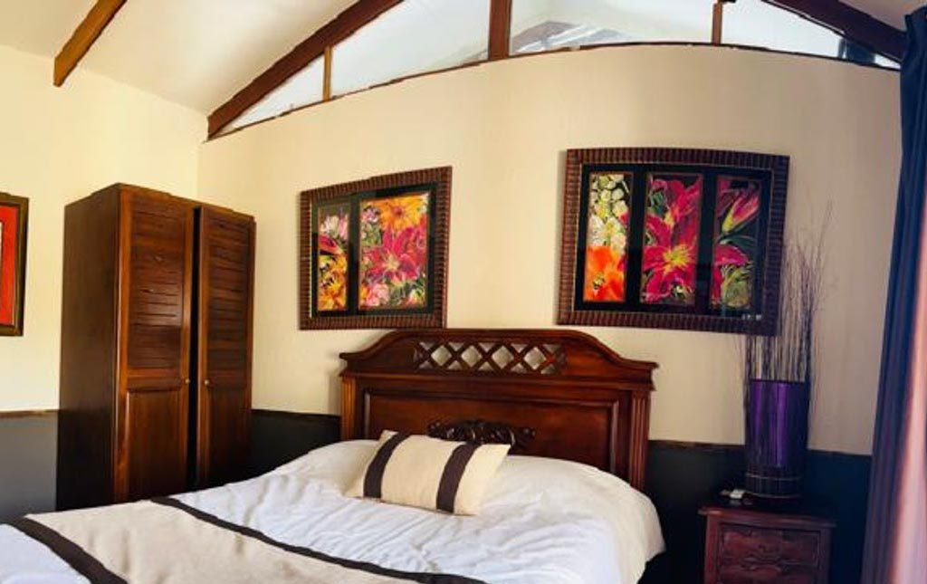 Casa VIP 3 — 7-bedroom villa compound in downtown Jacó Beach, photo 8