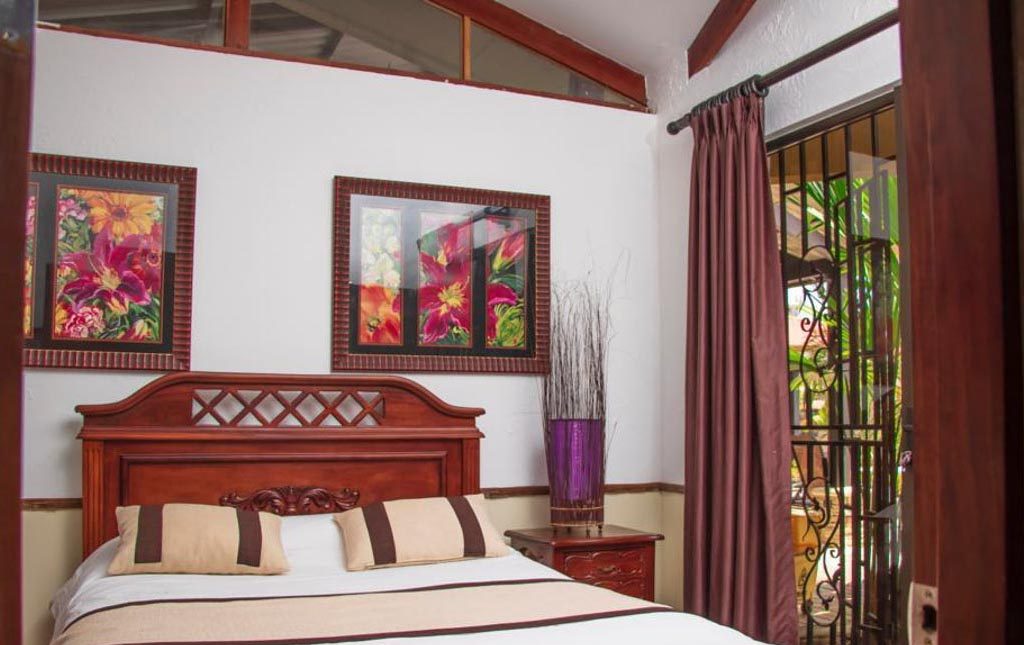 Casa VIP 3 — 7-bedroom villa compound in downtown Jacó Beach, photo 33