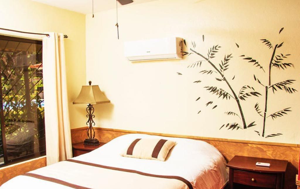 Casa VIP 3 — 7-bedroom villa compound in downtown Jacó Beach, photo 37