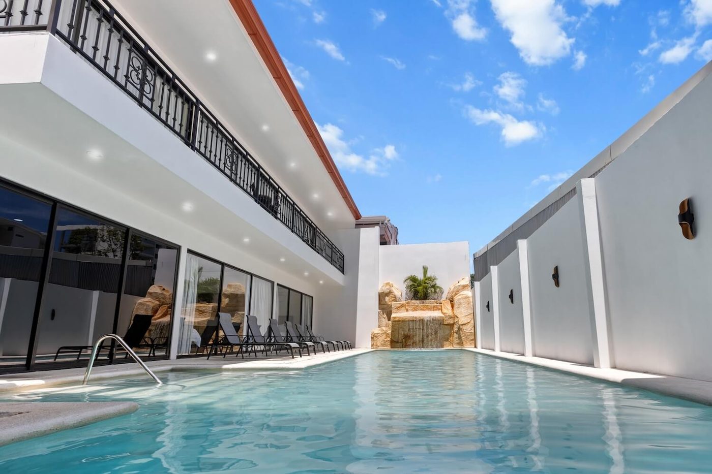 Casa VIP 31 — Ocean Breeze Villa, Jacó Beach