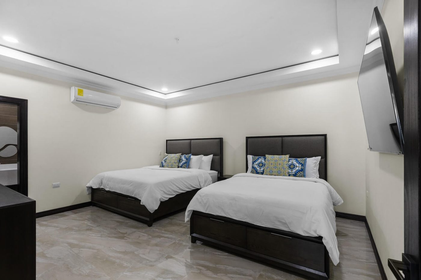 Casa VIP 31 — Ocean Breeze Villa, Jacó Beach