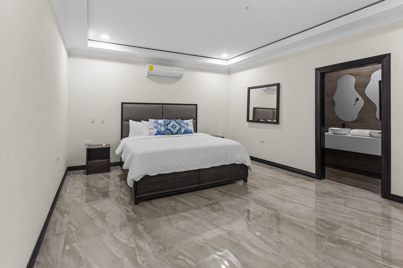 Casa VIP 31 — Ocean Breeze Villa, Jacó Beach
