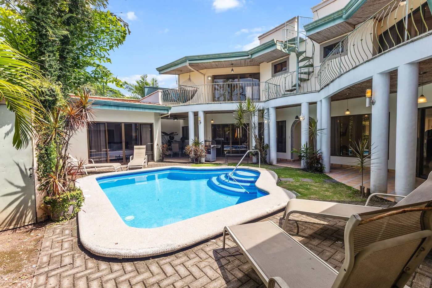 Casa VIP 38 — Casa Cuatro, Jacó