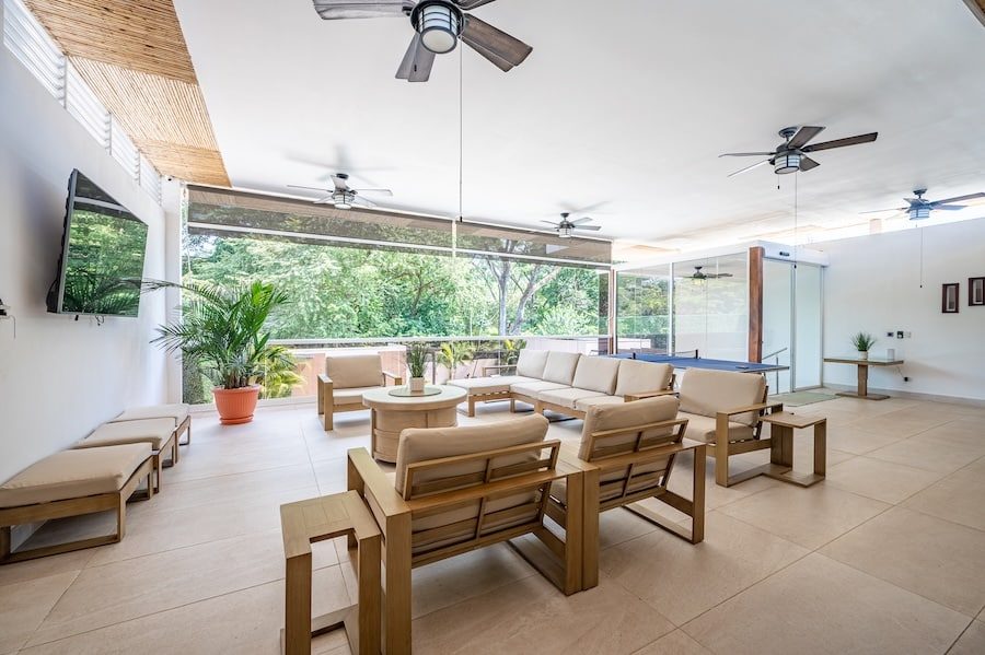 Casa VIP 4 — new modern 8-bedroom luxury villa in downtown Jacó Beach, photo 14
