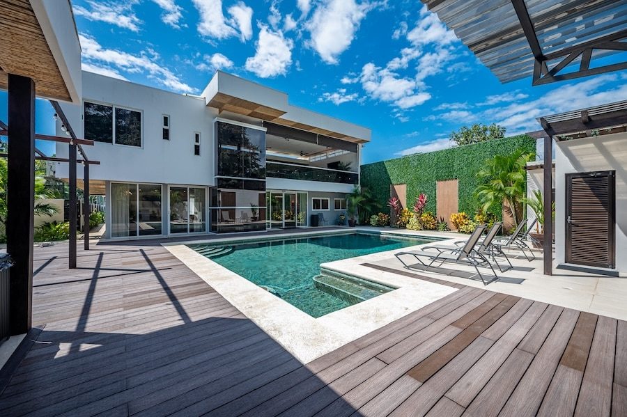 Casa VIP 4 — new modern 8-bedroom luxury villa in downtown Jacó Beach, photo 23