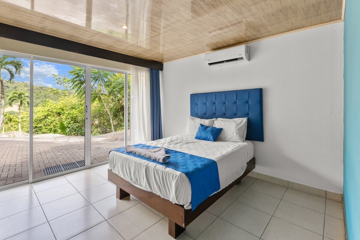 Villa Los Amigos in Jacó Beach