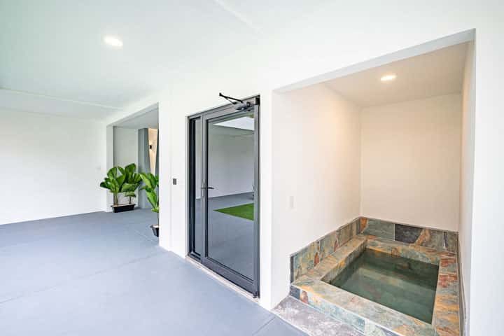 Casa VIP 5 — 13-bedroom beachfront villa in Jacó Beach, foosball and games lounge