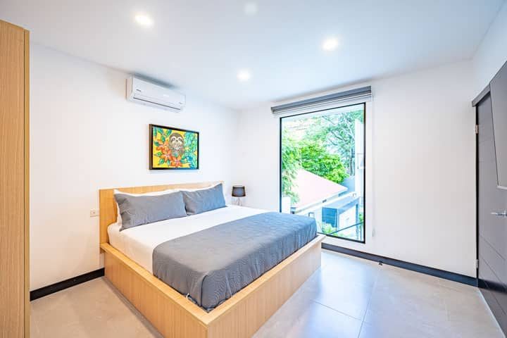 Casa VIP 5 — 13-bedroom beachfront villa in Jacó Beach, cold plunge
