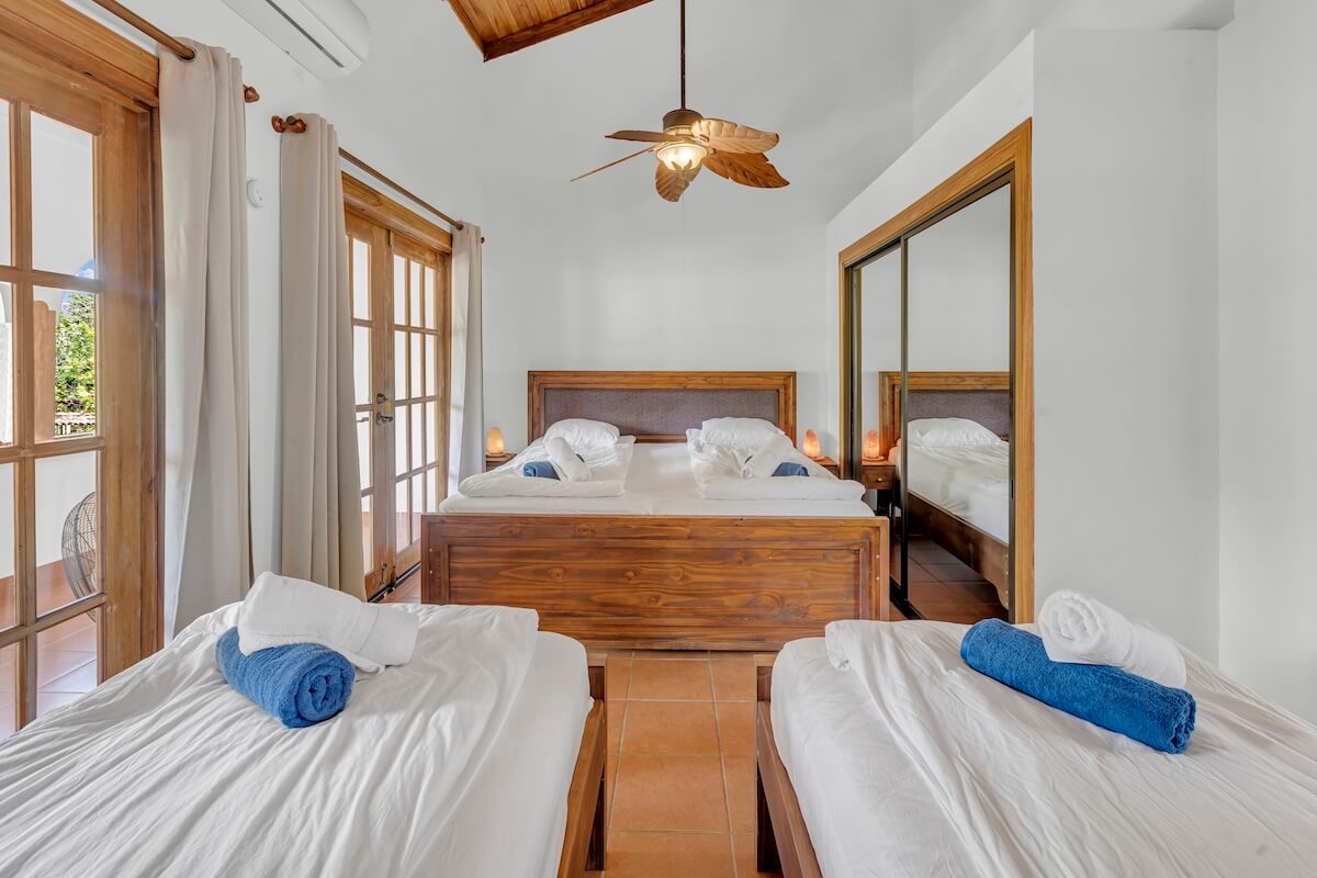 Casa Cinco in Jacó Beach