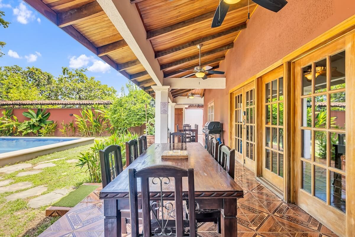 Casa Cinco in Jacó Beach