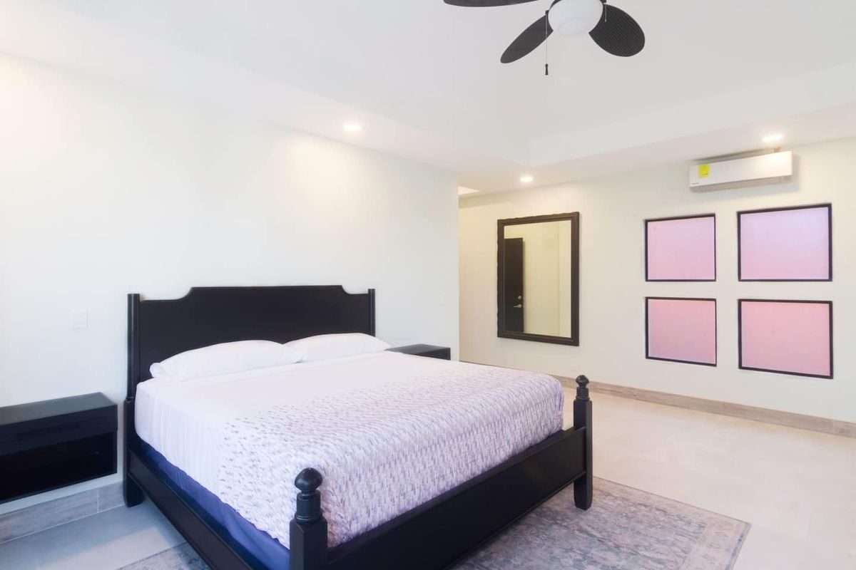 Casa Grande beachfront villa in Playa Hermosa