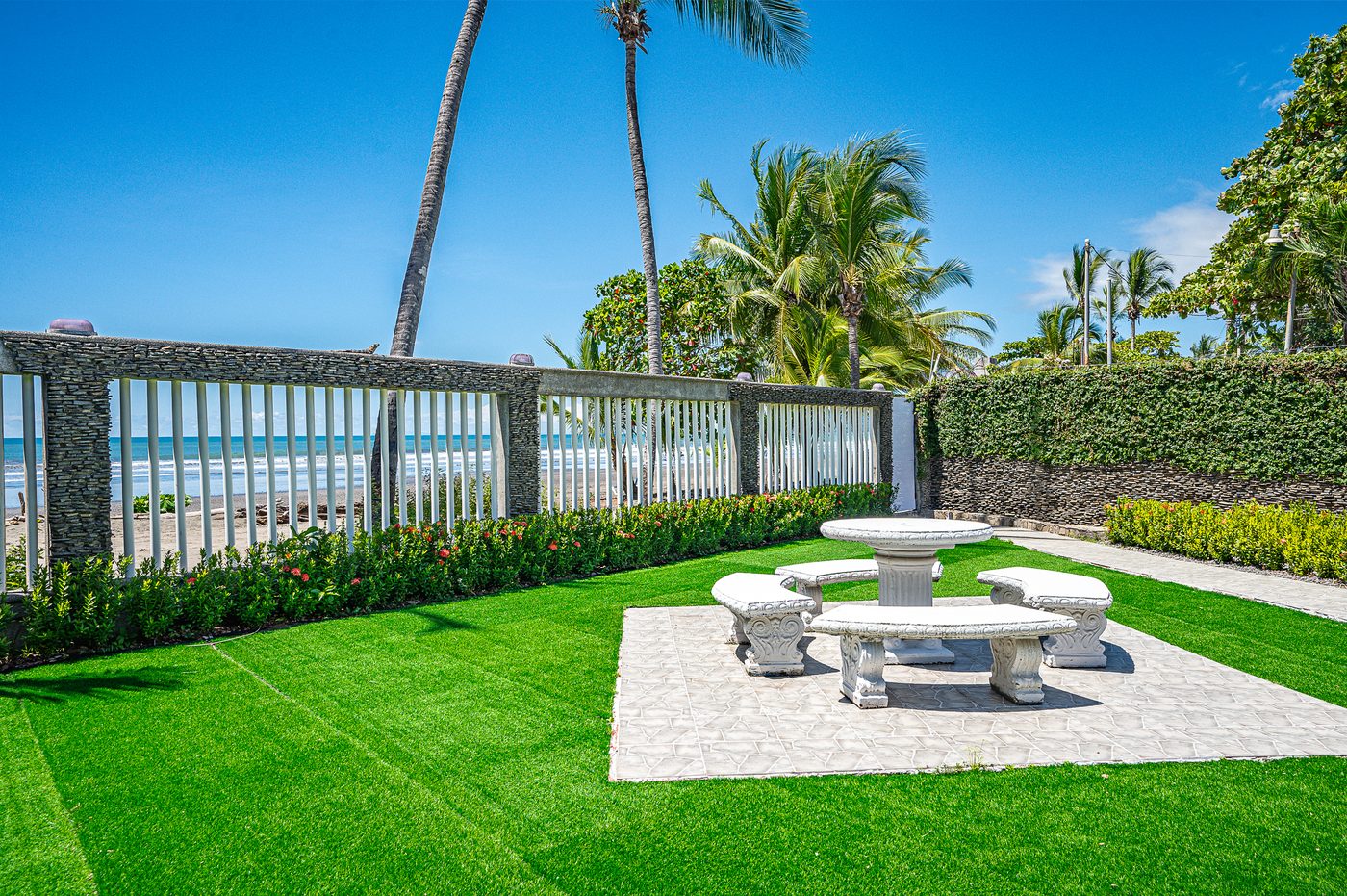 Casa VIP 63 — Casa Dulce beachfront villa in Jacó Beach