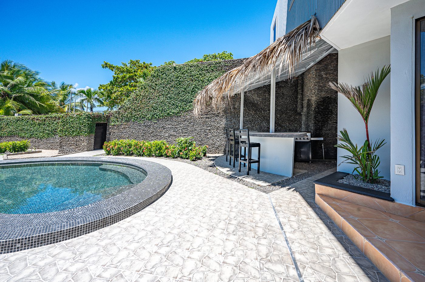 Casa VIP 63 — Casa Dulce beachfront villa in Jacó Beach