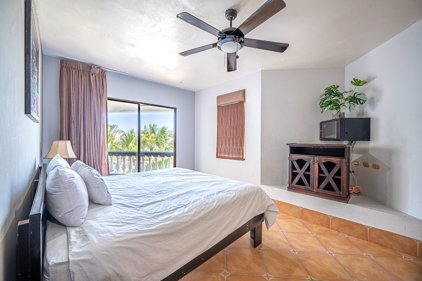 Casa VIP 63 — Casa Dulce beachfront villa in Jacó Beach