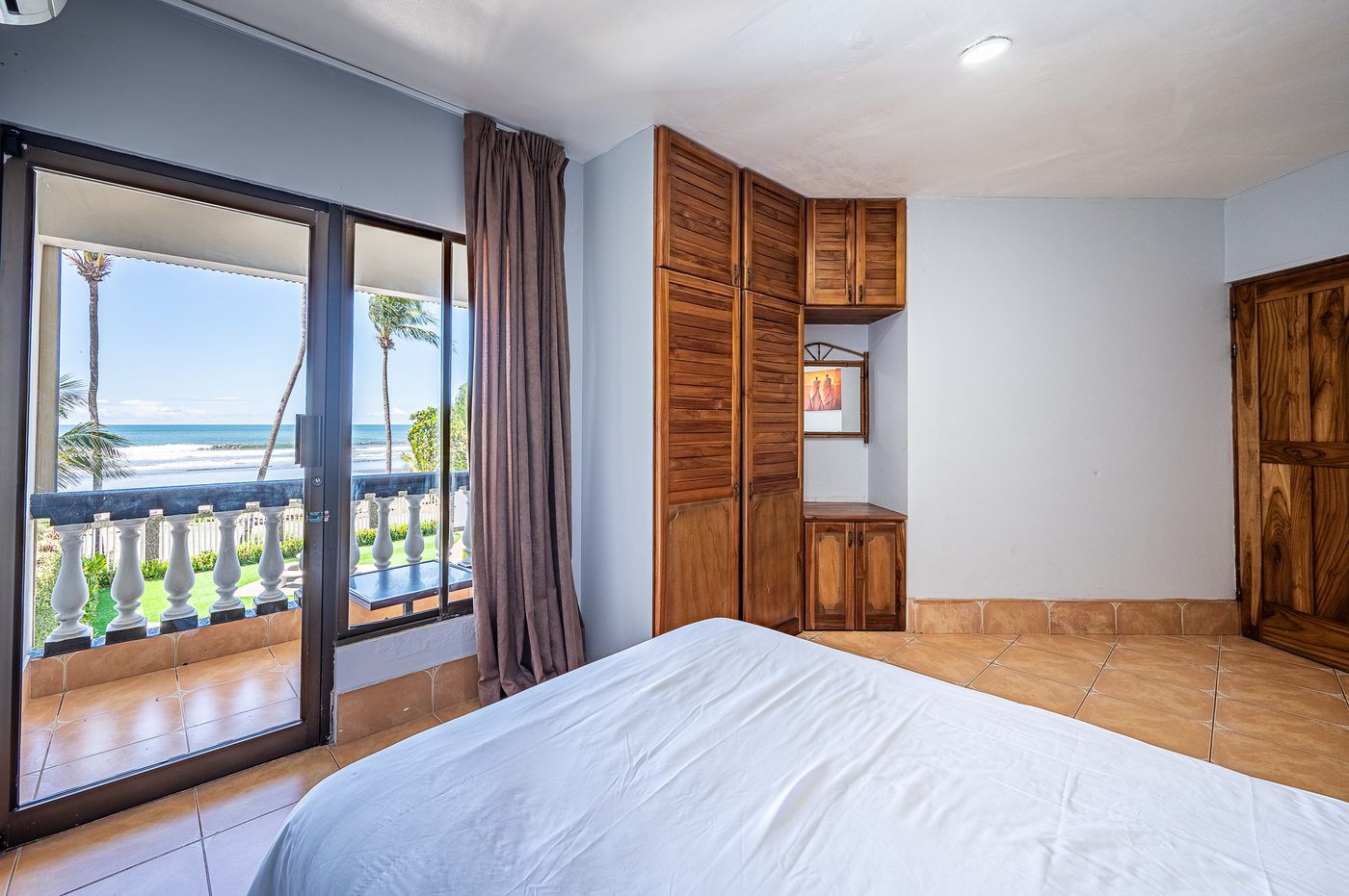 Casa VIP 63 — Casa Dulce beachfront villa in Jacó Beach