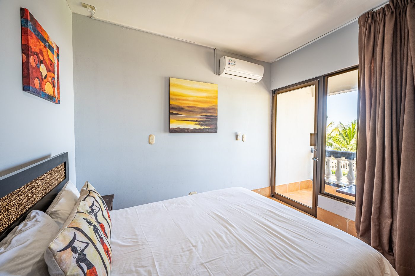 Casa VIP 63 — Casa Dulce beachfront villa in Jacó Beach