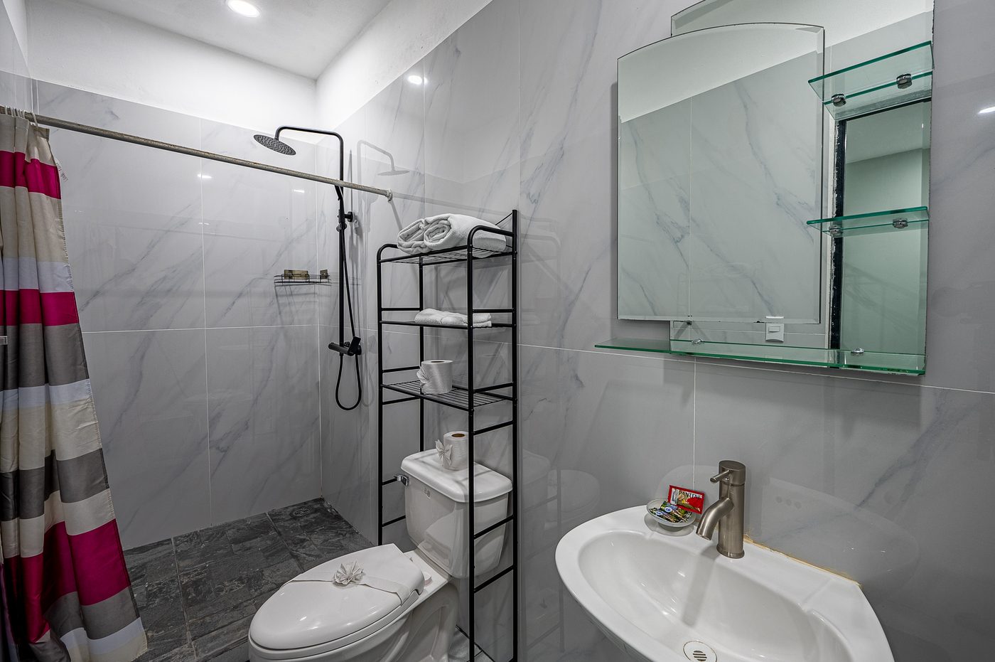 Casa VIP 63 — Casa Dulce beachfront villa in Jacó Beach