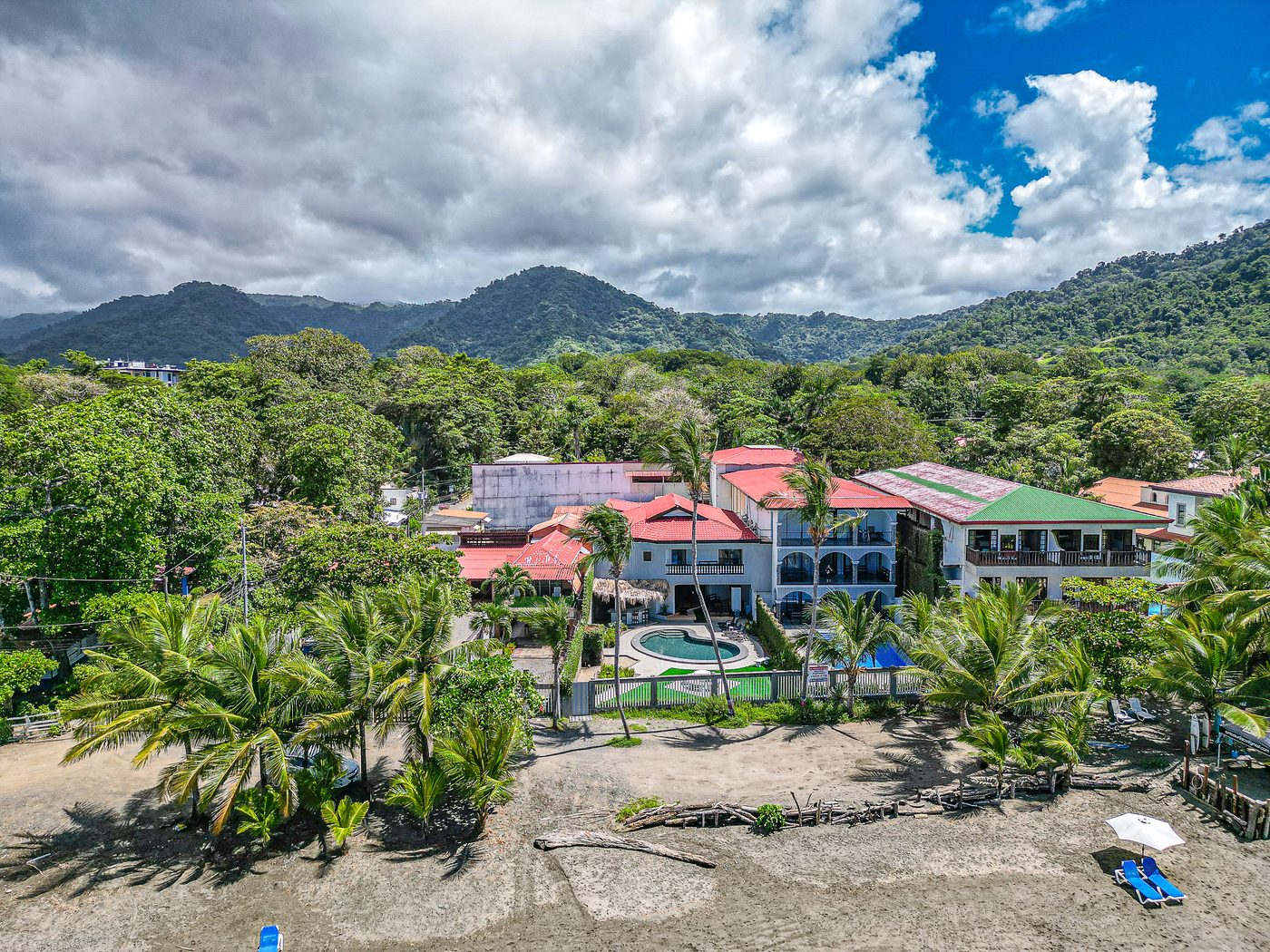 Casa VIP 63 — Casa Dulce beachfront villa in Jacó Beach