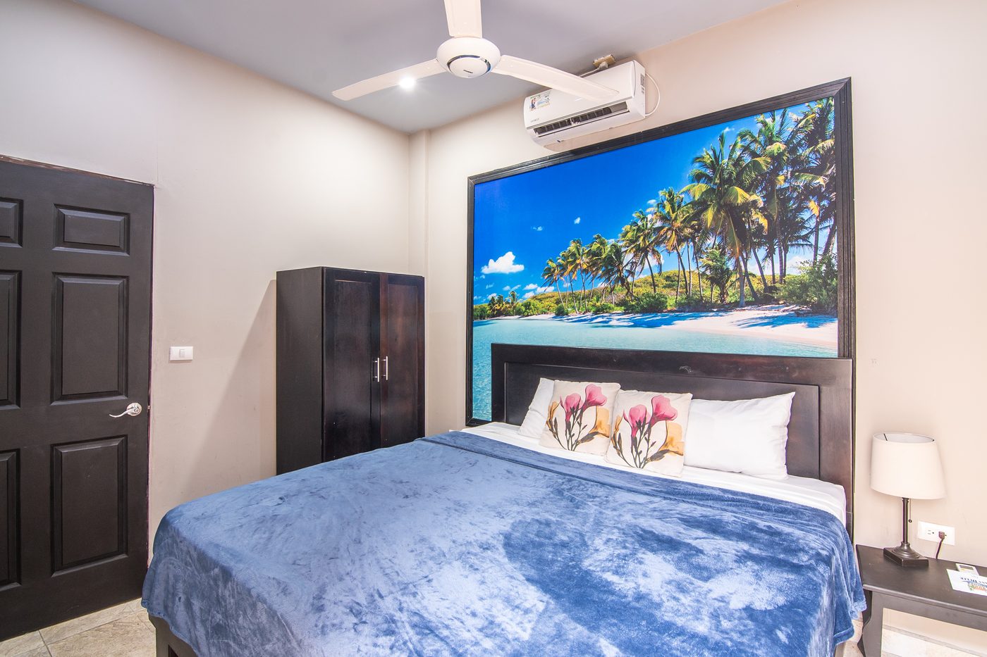 Casa VIP 64 — Casa Dulce Sol group villa in Jacó Beach