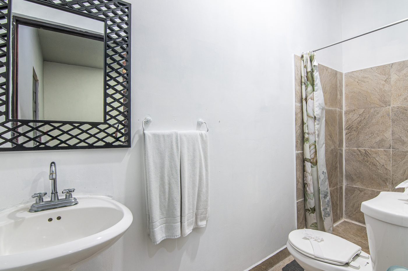 Casa VIP 64 — Casa Dulce Sol group villa in Jacó Beach