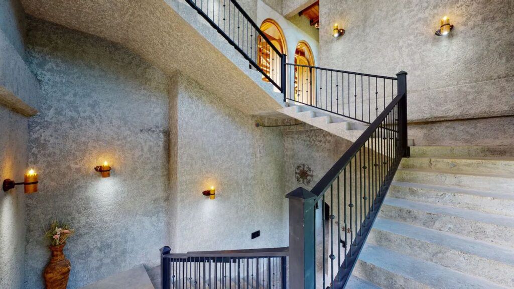 Casa VIP 67 — Hermosa Castle 10-acre beachfront estate in Playa Hermosa