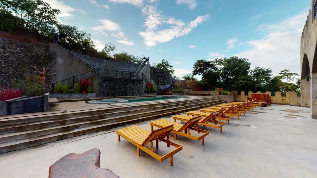 Casa VIP 67 — Hermosa Castle 10-acre beachfront estate in Playa Hermosa