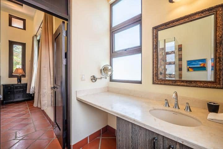 Casa VIP 7 — 9-bedroom beachfront villa in Jacó Beach, bedroom suite