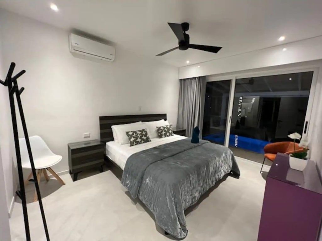Casa VIP 72 — Backyard Beach House oceanfront villa in Playa Hermosa