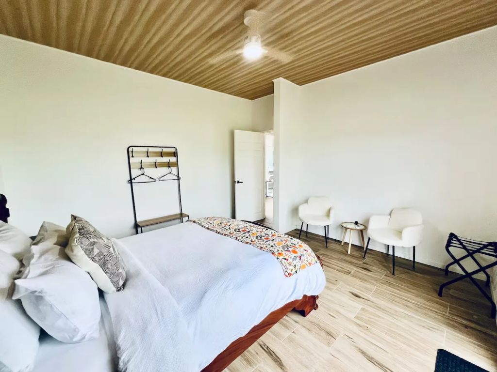 Casa VIP 73 — Hermosa Beachfront home with cabin in Playa Hermosa